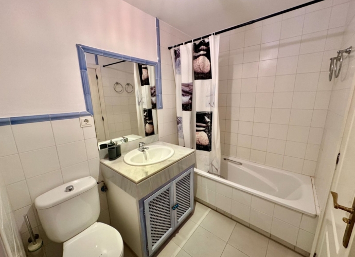 Apartamento Planta Media en Guadalmina Baja - 10