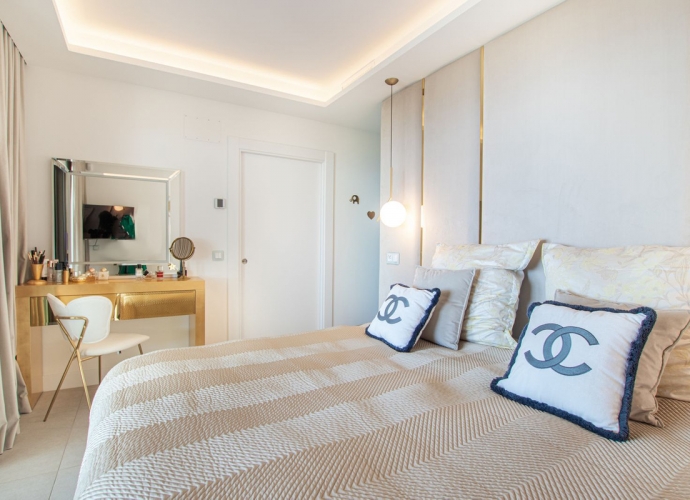 Apartamento Planta Media en Estepona - 9