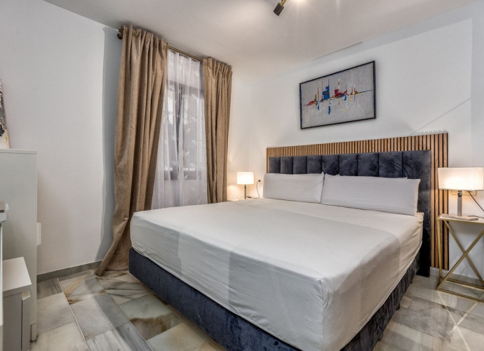 Apartamento Planta Media en Puerto Banús Jardines del Puerto  - 7