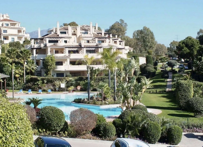 Apartamento Planta Baja en Benahavís Capanes del Golf  - 1