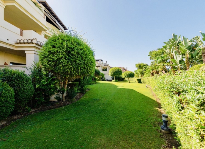Apartamento Planta Baja en Benahavís Capanes del Golf  - 3