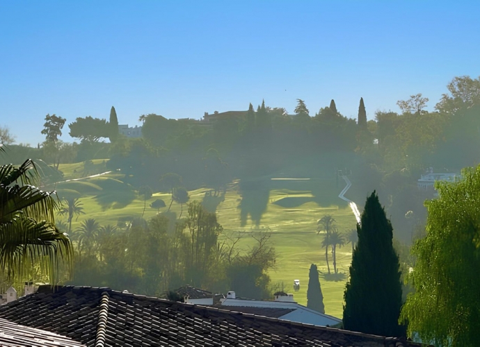 Apartment Middle Floor in Benahavís - 4