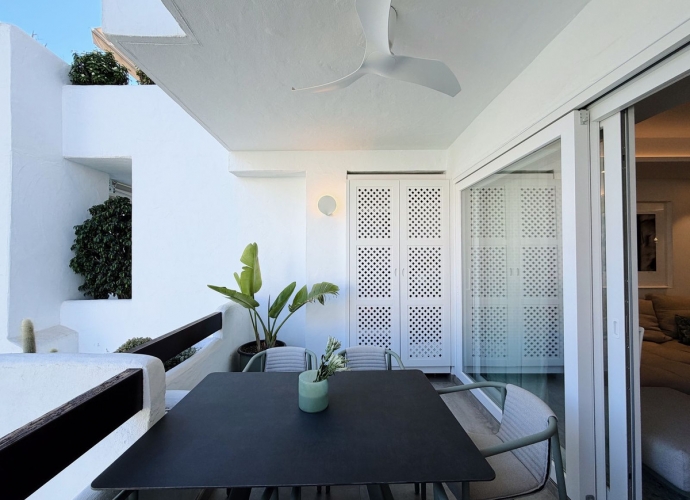 Apartamento Planta Media en The Golden Mile - 3