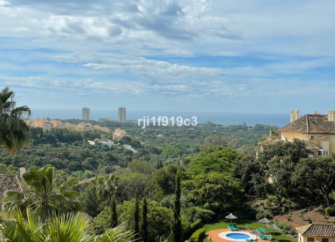 Appartement milieu d’Etage situé à Elviria Elviria Hills  - 4