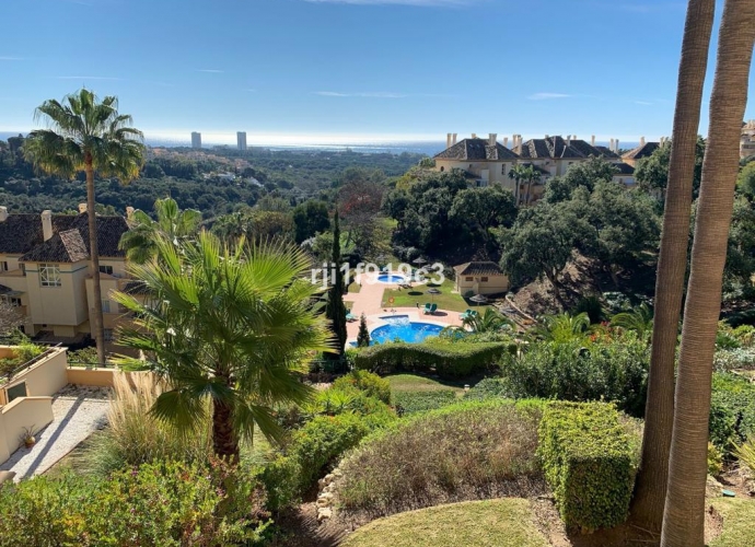 Appartement milieu d’Etage situé à Elviria Elviria Hills  - 6