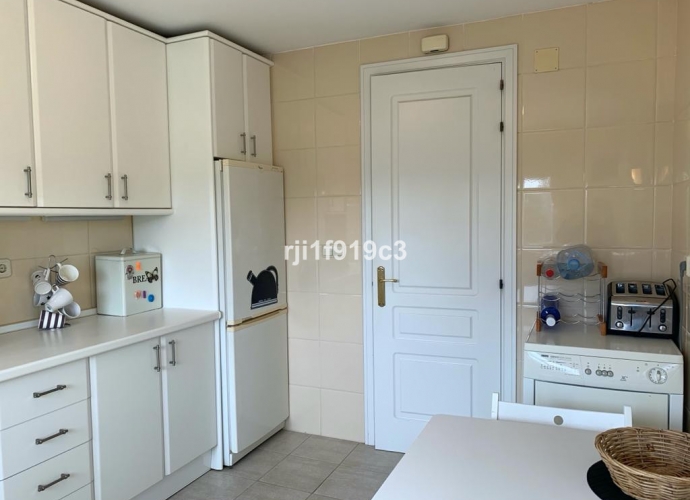 Appartement milieu d’Etage situé à Elviria Elviria Hills  - 9
