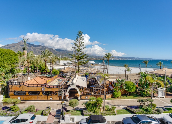 Apartamento Planta Media en Puerto Banús - 2