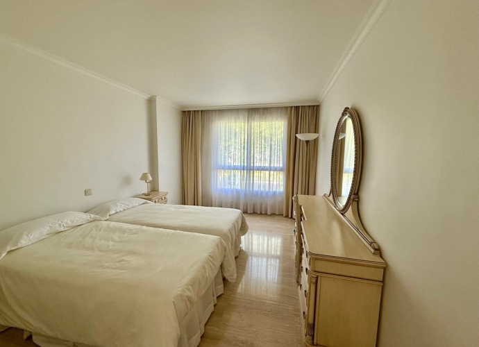 Apartamento Planta Media en Puerto Banús - 5