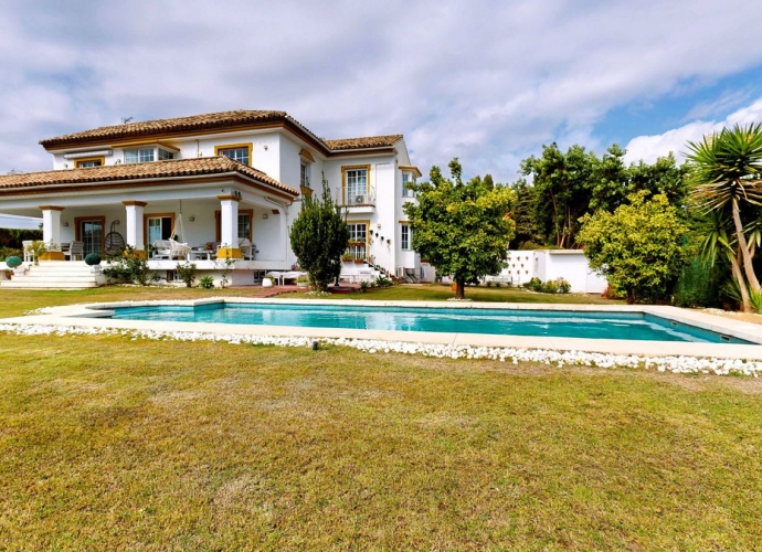 Villa Independiente en Guadalmina Alta - 1