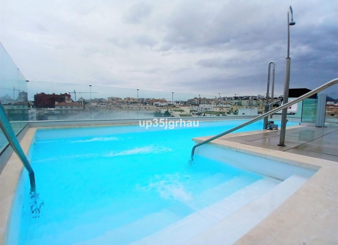 Apartment Middle Floor in Estepona - 5