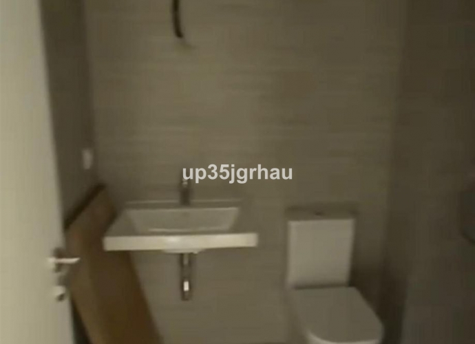 Apartment Middle Floor in Estepona - 10