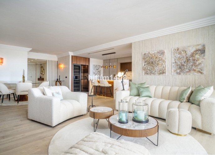 Apartamento Planta Media en Nueva Andalucía - 1