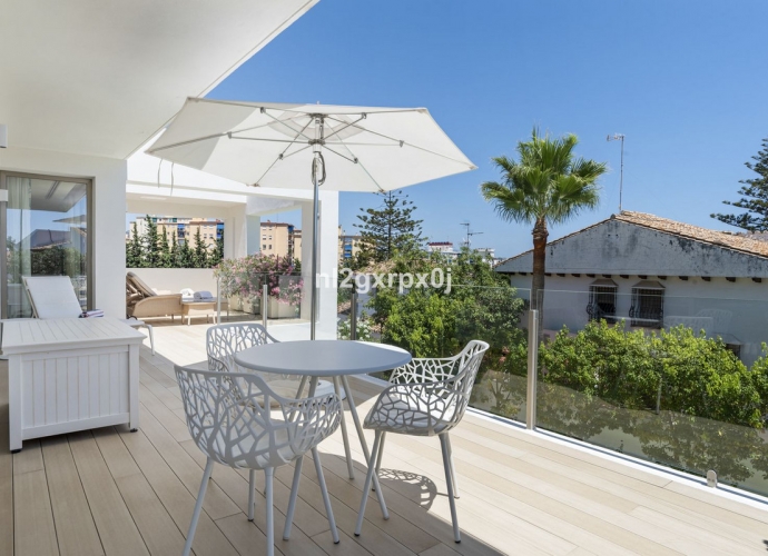 Villa Detached in Marbella - 2