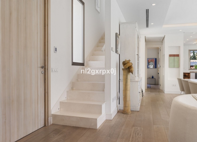 Villa Detached in Marbella - 9