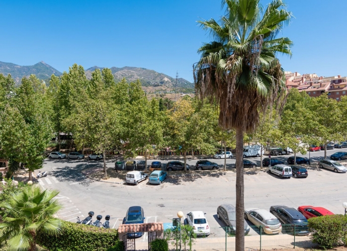 Apartment Middle Floor in Marbella - 1