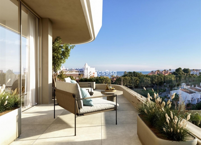Villa Semi Detached in Estepona - 1