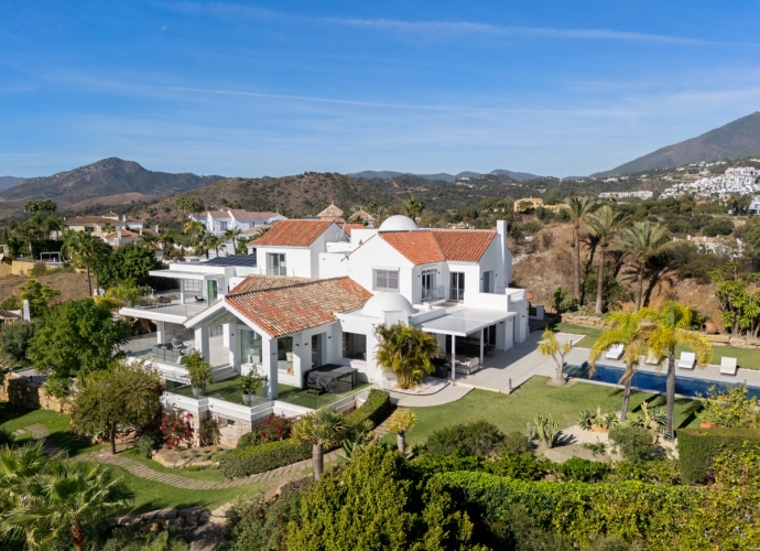 Villa Independiente en Benahavís - 2