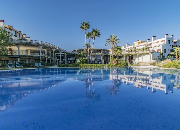 Apartamento Planta Media en Benahavís - 1