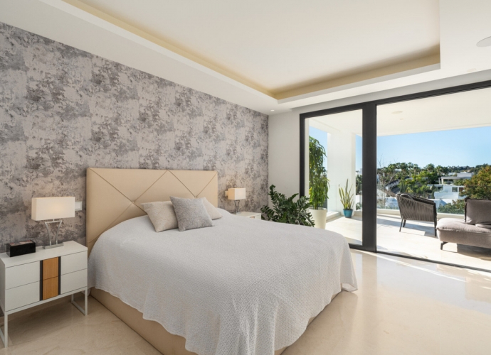 Villa Independiente en Nueva Andalucía - 10