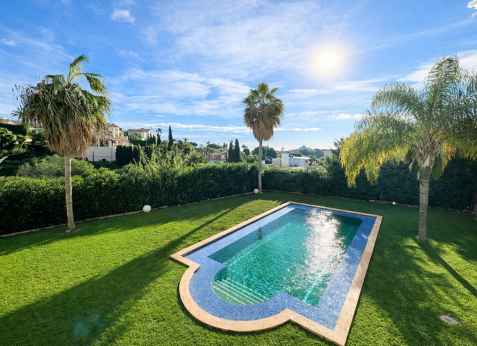 Villa Detached in Benahavís - 2