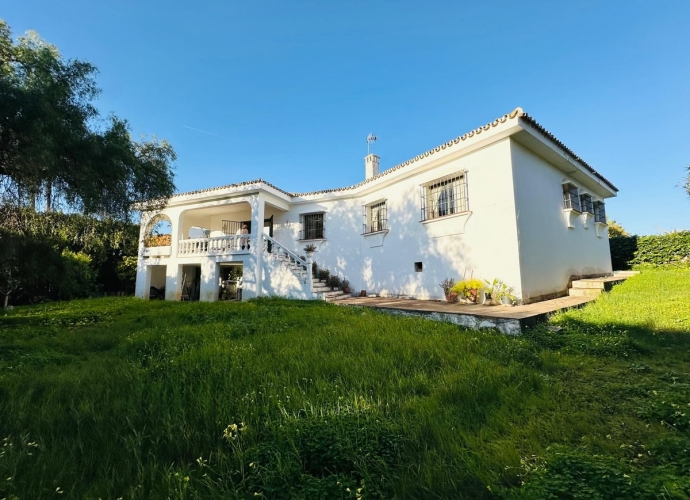 Villa Independiente en Atalaya - 1