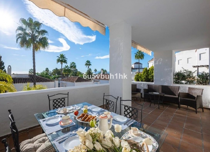 Apartment Ground Floor in Bahía de Marbella - 9