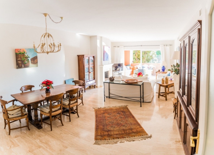 Appartement milieu d’Etage situé à Guadalmina Baja - 2