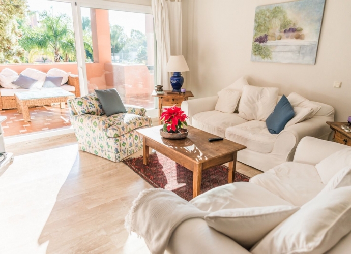 Appartement milieu d’Etage situé à Guadalmina Baja - 3