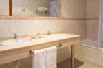 Commercial Hostel in Estepona - 9 - slides