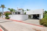 Villa Independiente en Nueva Andalucía Villas en Nueva Andalucia  - 1 - slides