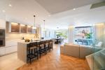 Townhouse Terraced in The Golden Mile - 6 - slides