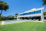 Villa Detached in Los Monteros - 2 - slides
