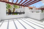 Apartamento Planta Baja en Nueva Andalucía La Maestranza  - 1 - slides
