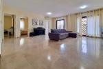 Apartamento Planta Baja en The Golden Mile Coto Real  - 3 - slides