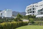 Apartamento Planta Baja en Los Monteros - 1 - slides