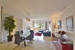 Apartment Middle Floor in Elviria Elviria Hills  - 1 - slides