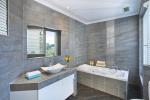 Villa Detached in Elviria - 6 - slides