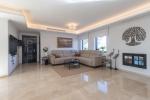 Villa Detached in Elviria - 8 - slides