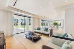 Villa Detached in The Golden Mile - 2 - slides