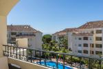 Apartment Middle Floor in Elviria Hacienda Playa  - 3 - slides