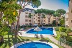 Apartment Middle Floor in Elviria Hacienda Playa  - 1 - slides
