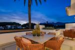 Apartment Middle Floor in Los Monteros - 8 - slides