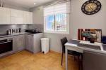 Townhouse Terraced in Aloha - 8 - slides