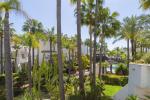 Apartamento Planta Media en Puerto Banús Jardines de Aldaba  - 2 - slides