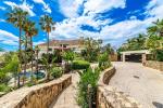 Apartment Middle Floor in Los Monteros - 4 - slides