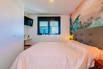 Apartamento Planta Media en New Golden Mile - 7 - slides