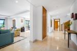 Villa Detached in The Golden Mile - 8 - slides