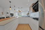 Townhouse Terraced in The Golden Mile - 5 - slides