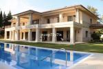 Villa Detached in Marbella - 1 - slides