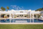 Villa Detached in Los Monteros - 2 - slides